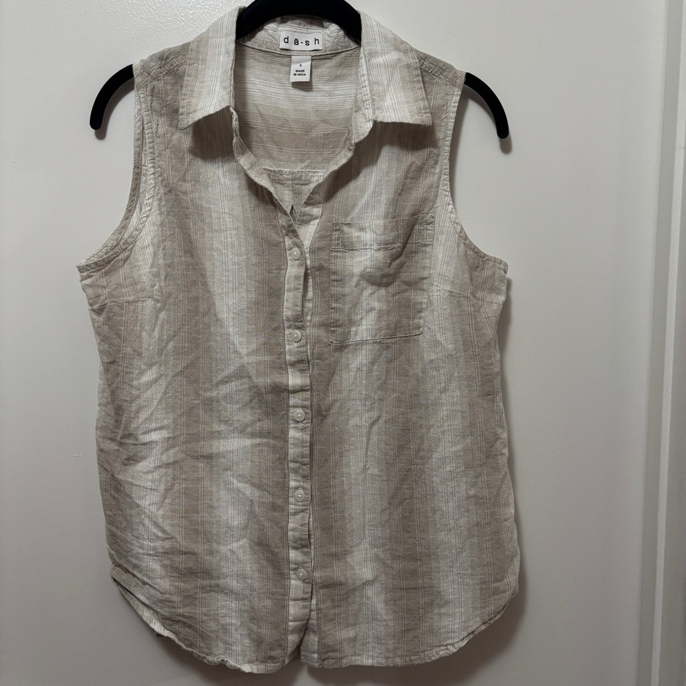 100% cotton D A-S H Women’s Small Sleeveless ButtonUp White/Gray Stripe Collared